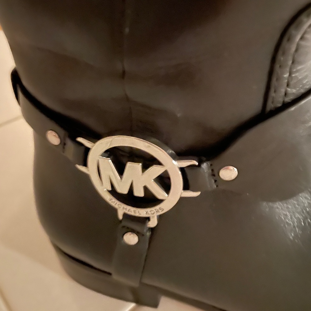 Michael Kors tall leather boots - Picture 5 of 7